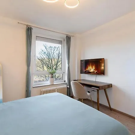 Ferienwohnung Oase Mit Kueche, Smart Tv Düsseldorf Exterior foto